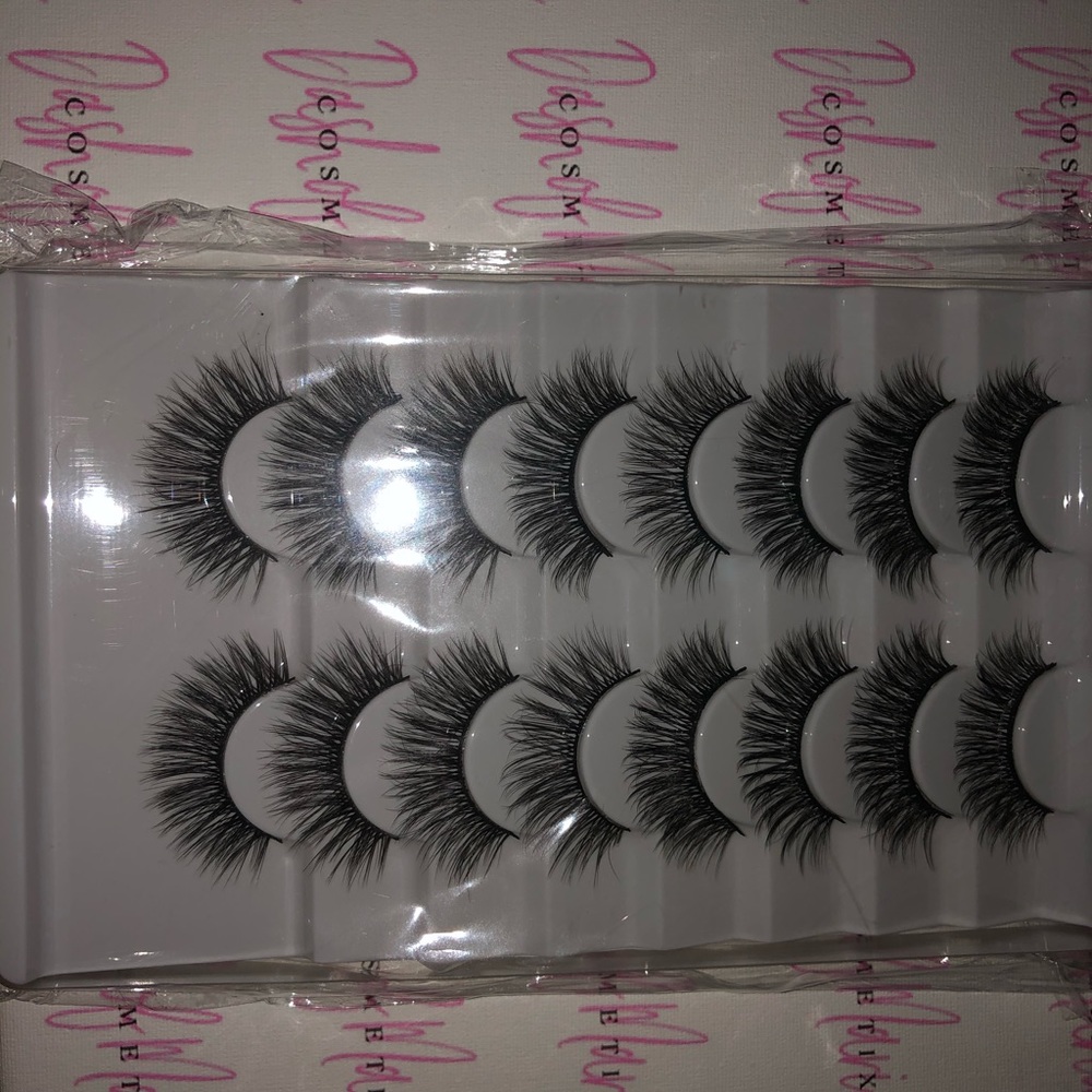 8 Pair of Mink Eyelashes